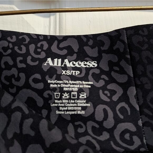 All Access Audio Leggings Snow Leopard Multi - Picture 6 of 8